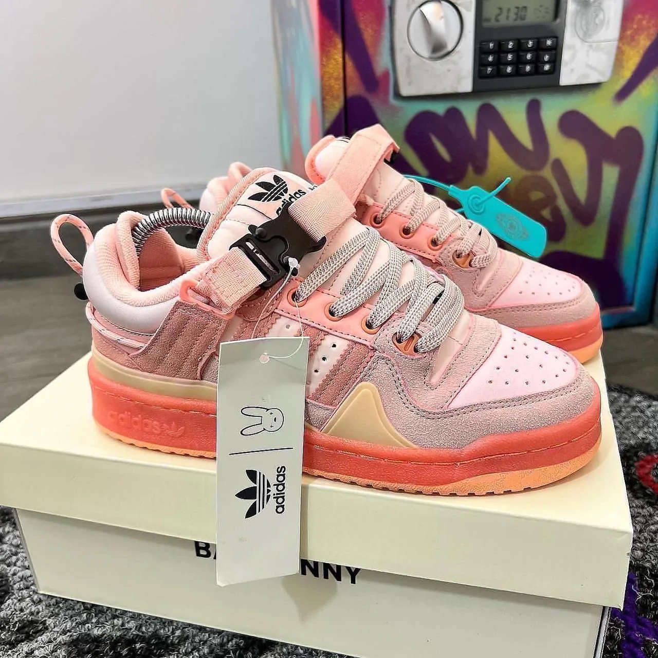 ADIDAS FORUM BAD BUNNY ROSA